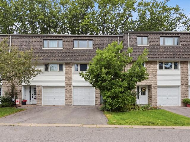 House for rent in Oakville, Ontario