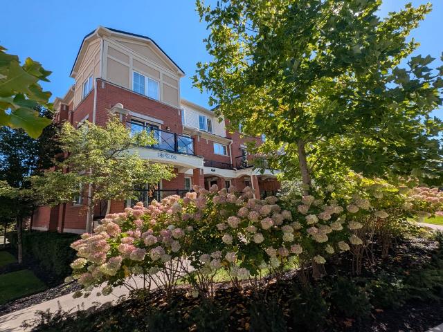 House for rent in Oakville, Ontario