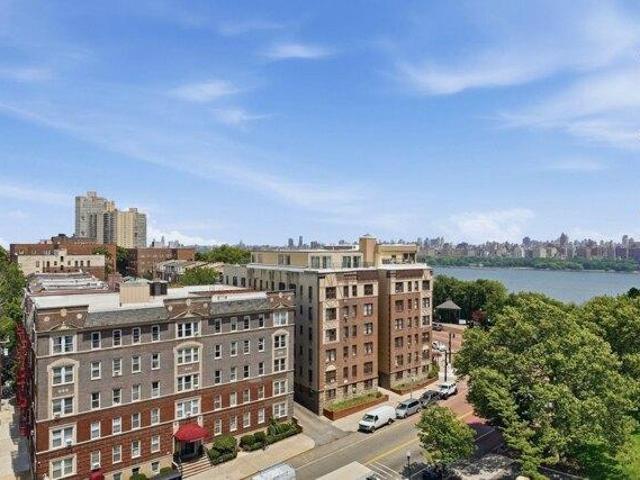 Condo for sale in Hudson, New Jersey