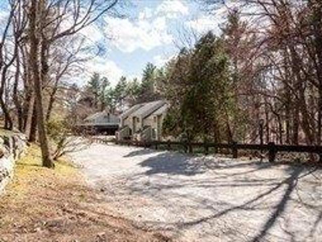Condo for sale in Acton, Massachusetts