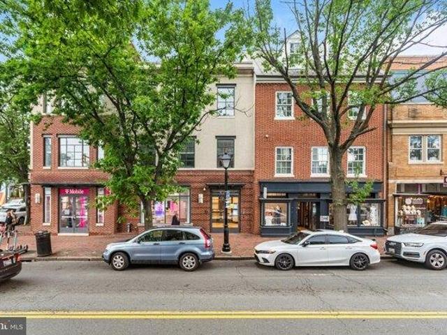 Condo for sale in Alexandria, Virginia