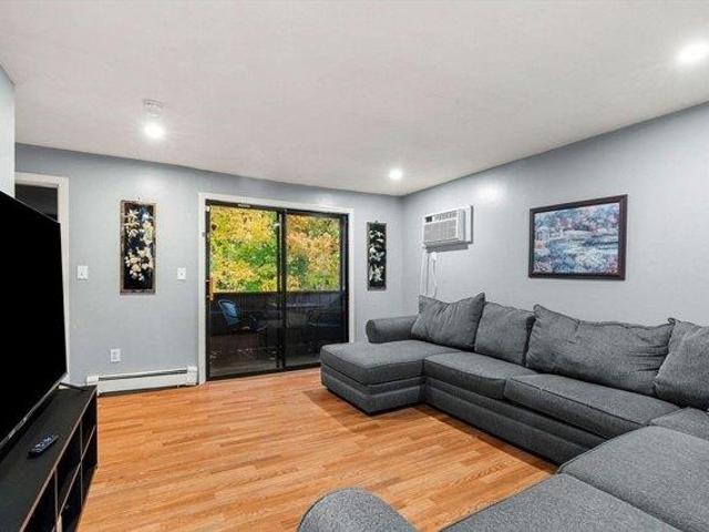 Condo for sale in Amesbury, Massachusetts