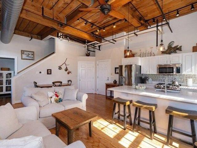 Condo for sale in Amesbury, Massachusetts
