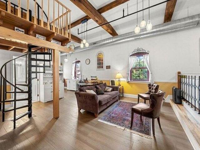 Condo for sale in Amesbury, Massachusetts
