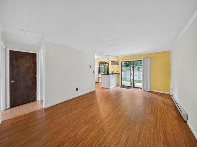 Condo for sale in Mill Valley, Amherst