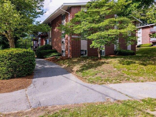 Condo for sale in Andover, Massachusetts