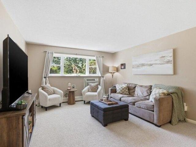Condo for sale in Andover, Massachusetts