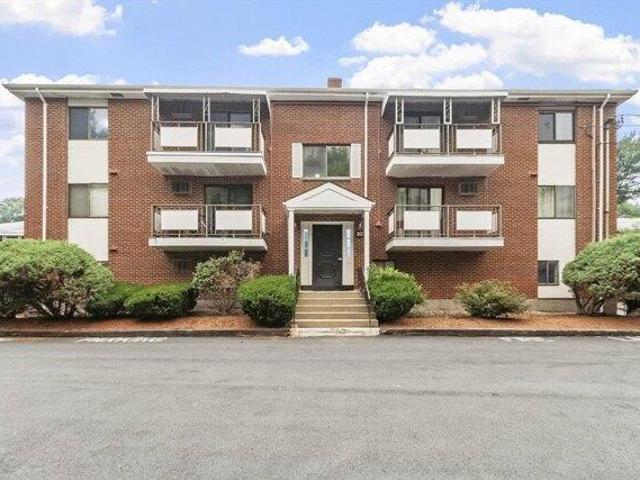 Condo for sale in Andover, Massachusetts