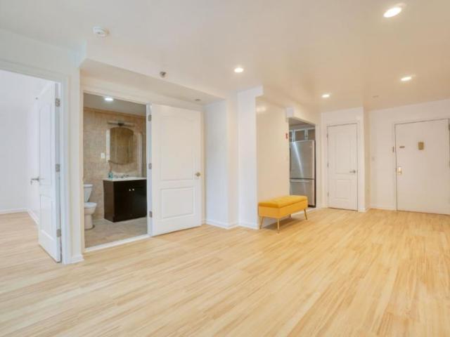 Condo for sale in Queens, Arverne