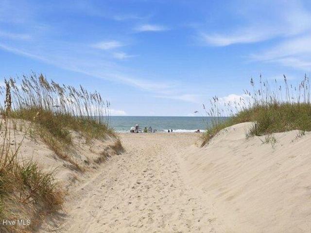 Condo for sale in Atlantic Beach, North Carolina