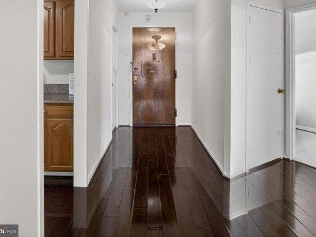 Condo for sale in Bethesda, Maryland
