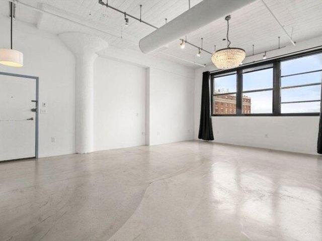 Condo for sale in Boston, Massachusetts
