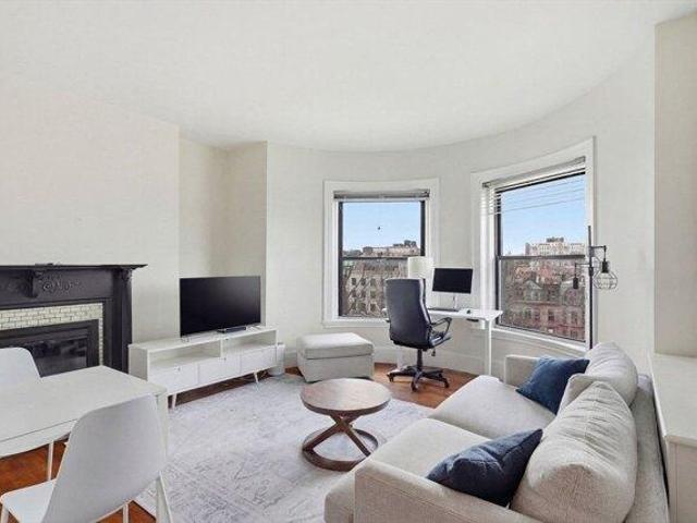 Condo for sale in Boston, Massachusetts