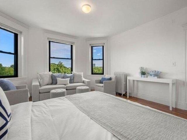 Condo for sale in Boston, Massachusetts