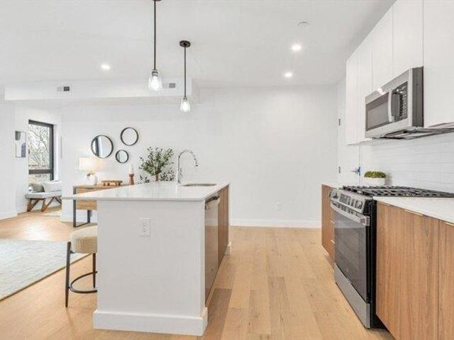 Condo for sale in Boston, Massachusetts