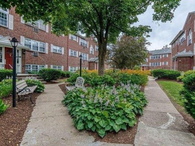 Condo for sale in West Roxbury, Boston