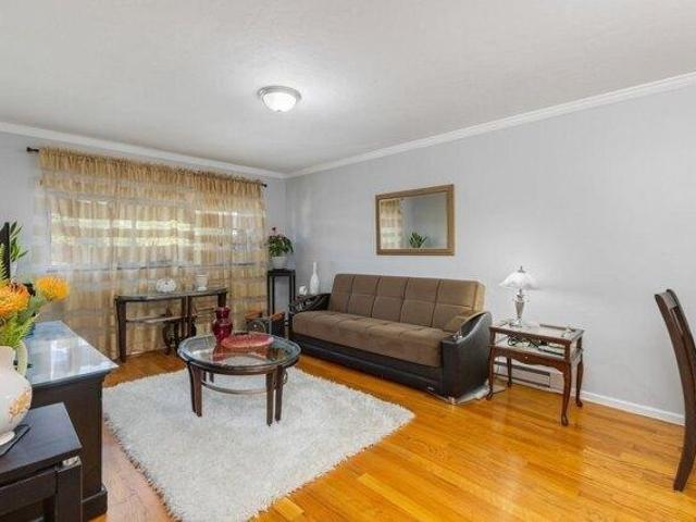 Condo for sale in Clarendon Hills, Boston