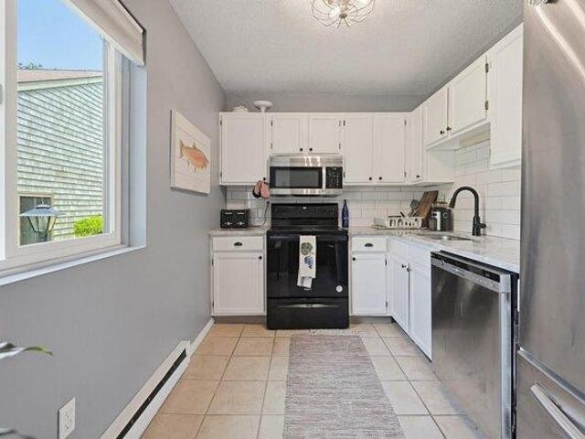Condo for sale in Cataumet, Massachusetts