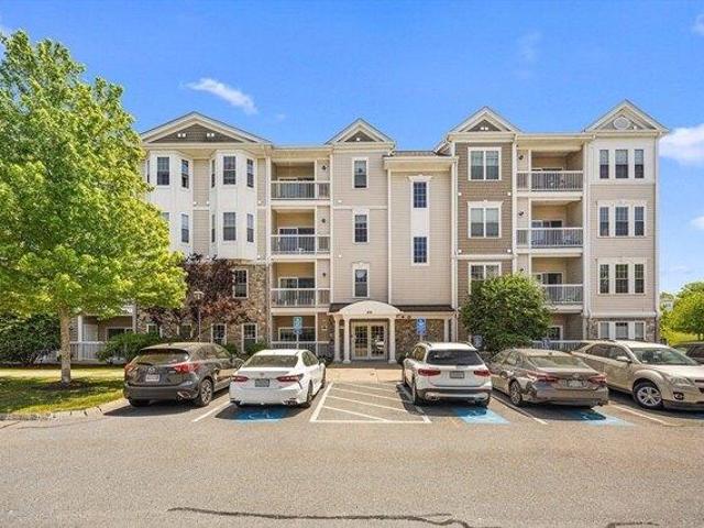 Condo for sale in Braintree, Massachusetts