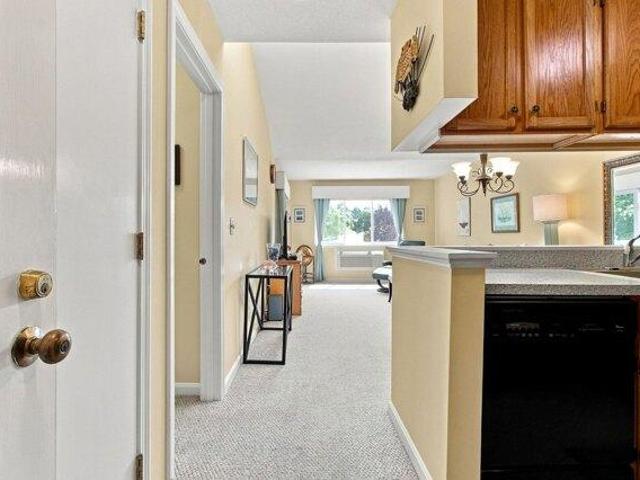 Condo for sale in Howland Village, Brewster