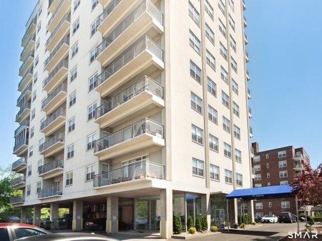 Condo for sale in Bridgeport, Connecticut