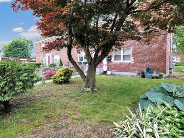 Condo for sale in Bridgeport, Connecticut
