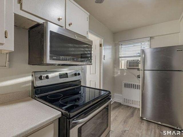 Condo for sale in Bridgeport, Connecticut