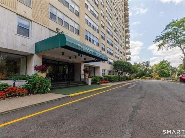 Condo for sale in Bridgeport, Connecticut
