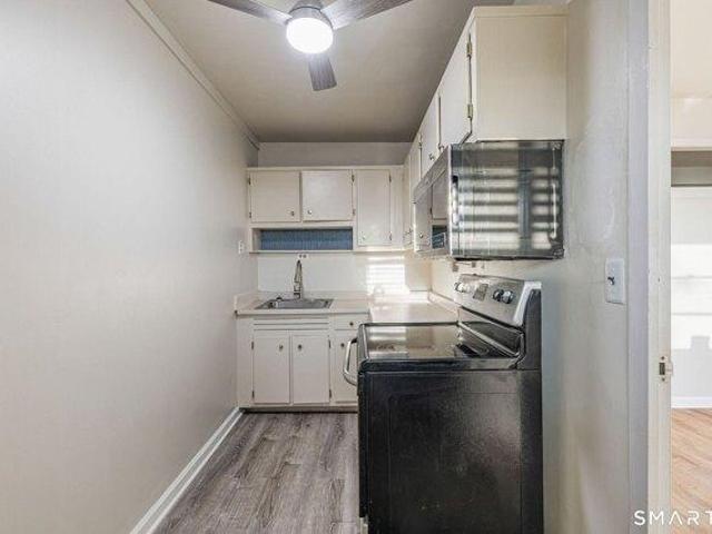 Condo for sale in Bridgeport, Greater Bridgeport Planning Region