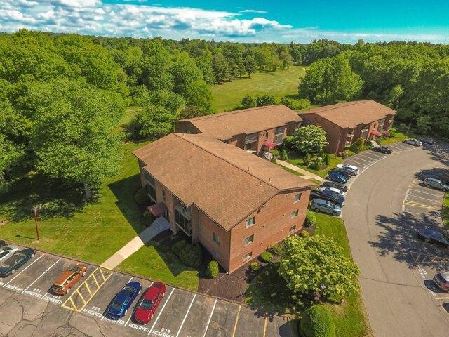 Condo for sale in Fairway Oaks Condominiums, Brockton
