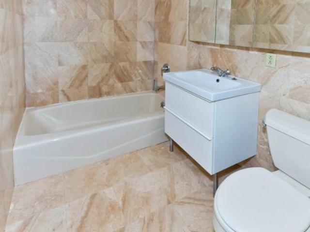 Condo for sale in The Bronx, Arverne