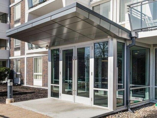 Condo for sale in Brookline