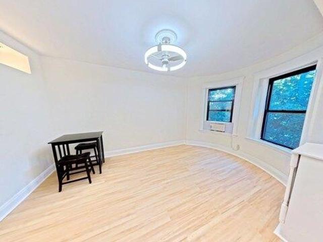 Condo for sale in Corey Hill, Brookline
