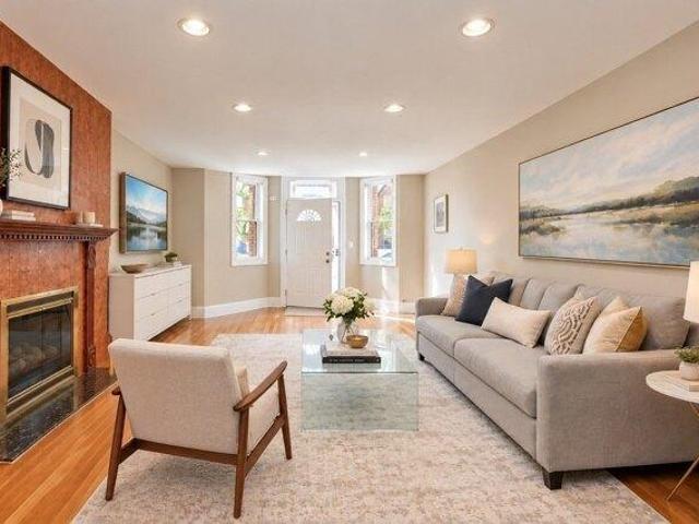 Condo for sale in Aspinwall Hill, Brookline