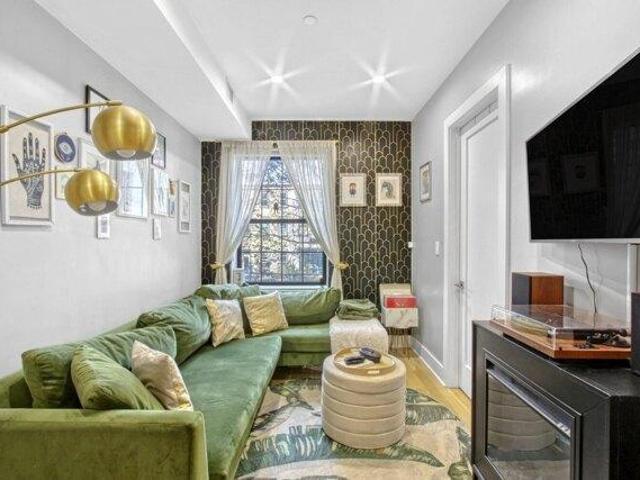 Condo for sale in Arverne, New York