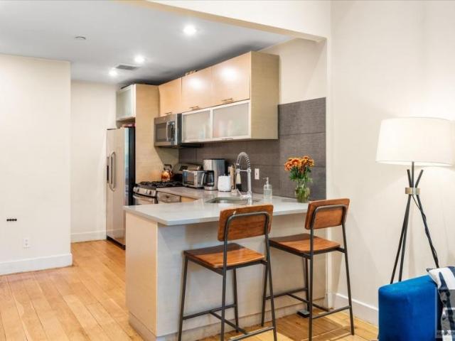 Condo for sale in Arverne, New York