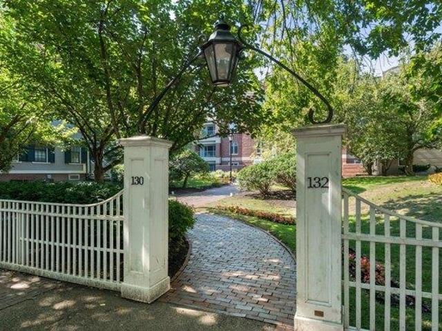 Condo for sale in Cambridge, Massachusetts