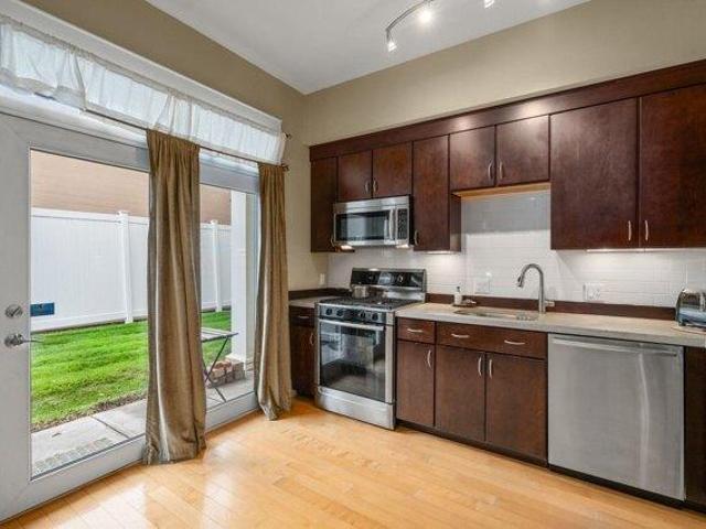 Condo for sale in Cambridge, Middlesex County