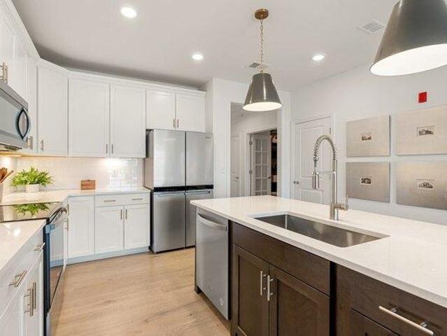 Condo for sale in Canton, Norfolk County