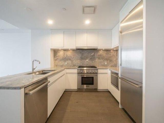 Condo for sale in Cliffside Park, New Jersey