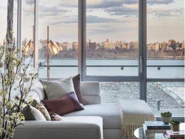 Condo for sale in Edgewater, New Jersey