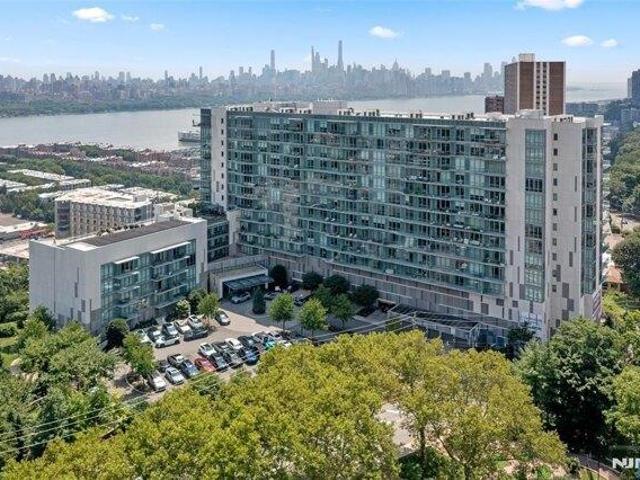 Condo for sale in Cliffside Park, Bergen County