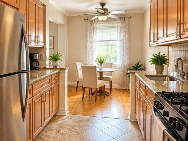 Condo for sale in Middlegate Mews, Clifton