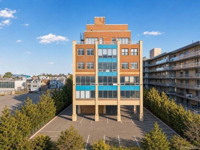Condo for sale in Queens, Arverne