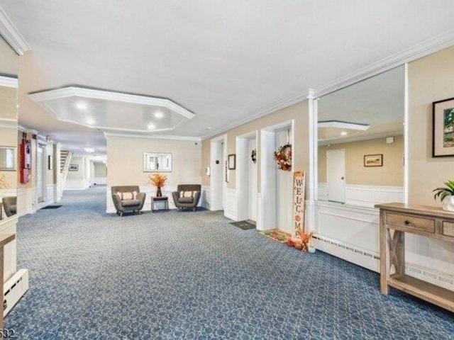 Condo for sale in Cranford, Union County