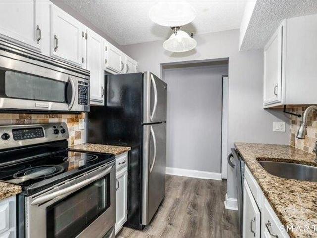 Condo for sale in Danbury, Connecticut