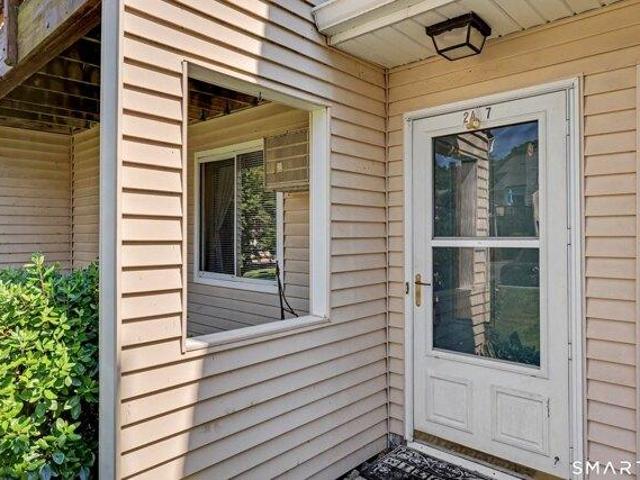 Condo for sale in Danbury, Connecticut