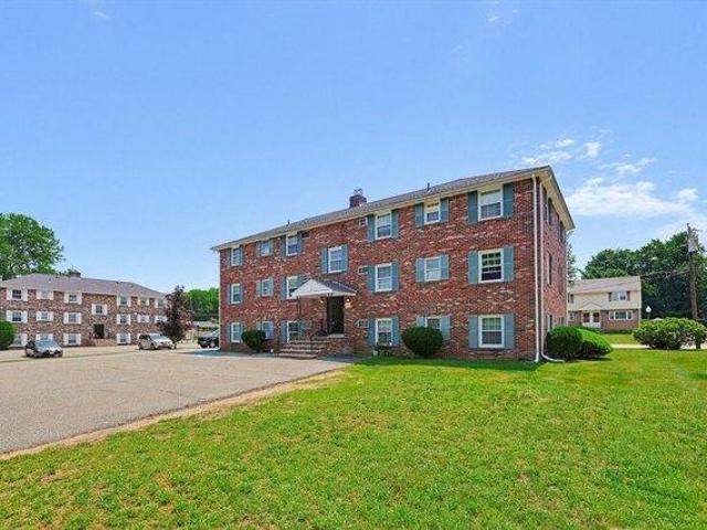 Condo for sale in Dracut, Massachusetts
