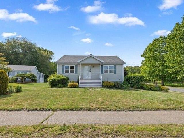 Condo for sale in East Bridgewater, Massachusetts