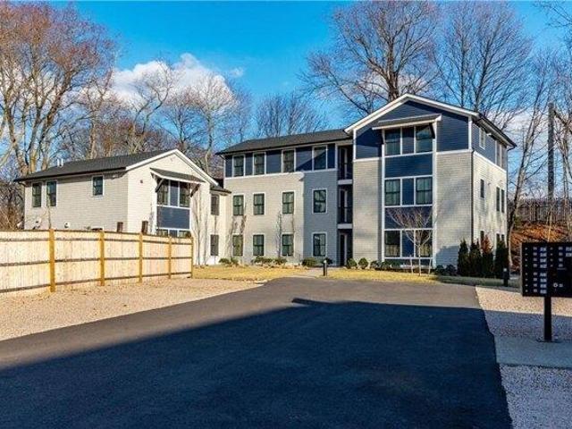 Condo for sale in East Greenwich, Rhode Island